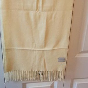 Lord & Taylor Pale Yellow Unisex Fringed Scarf.  O/S.  EEUC.
